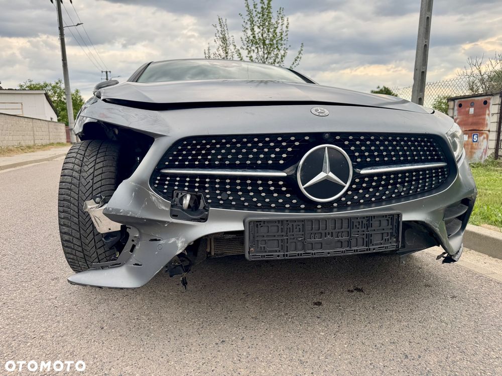Mercedes-Benz CLS - 22