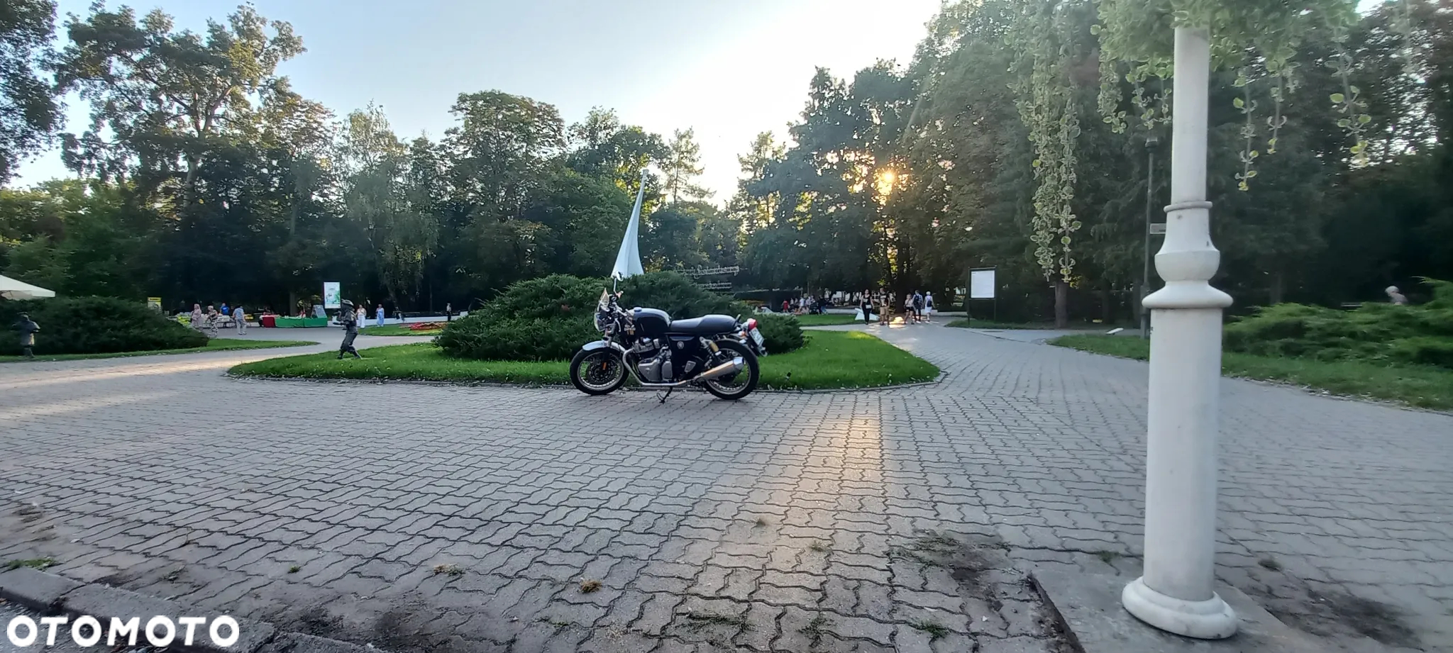 Royal Enfield Continental - 20