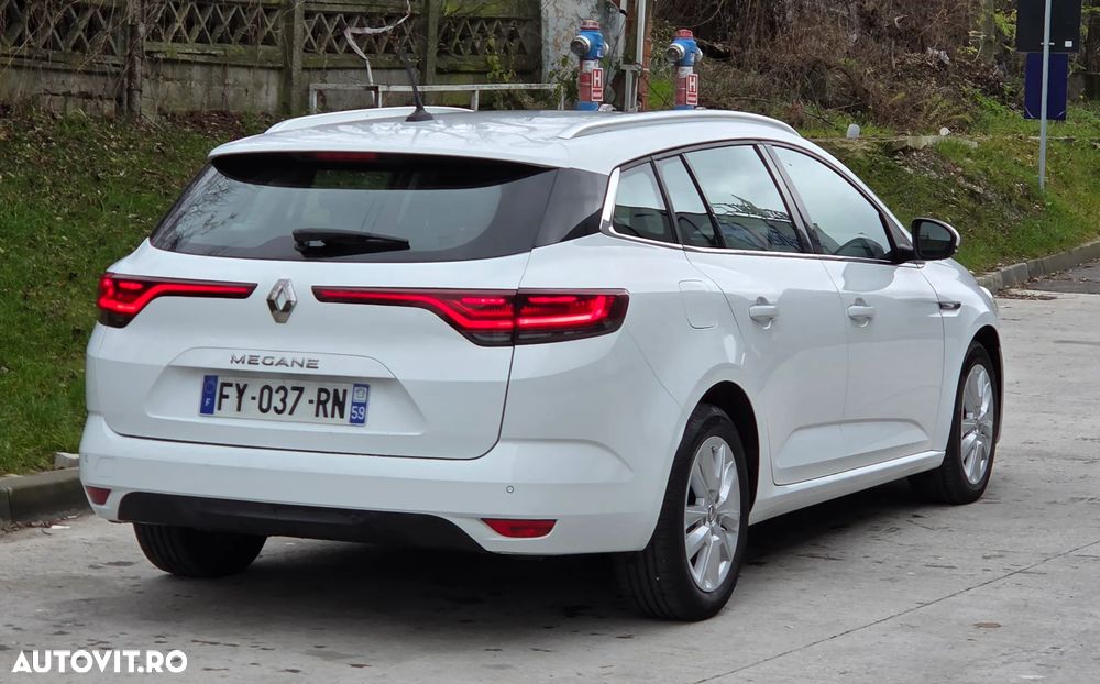 Renault Megane BLUE dCi 115 BUSINESS EDITION - 6