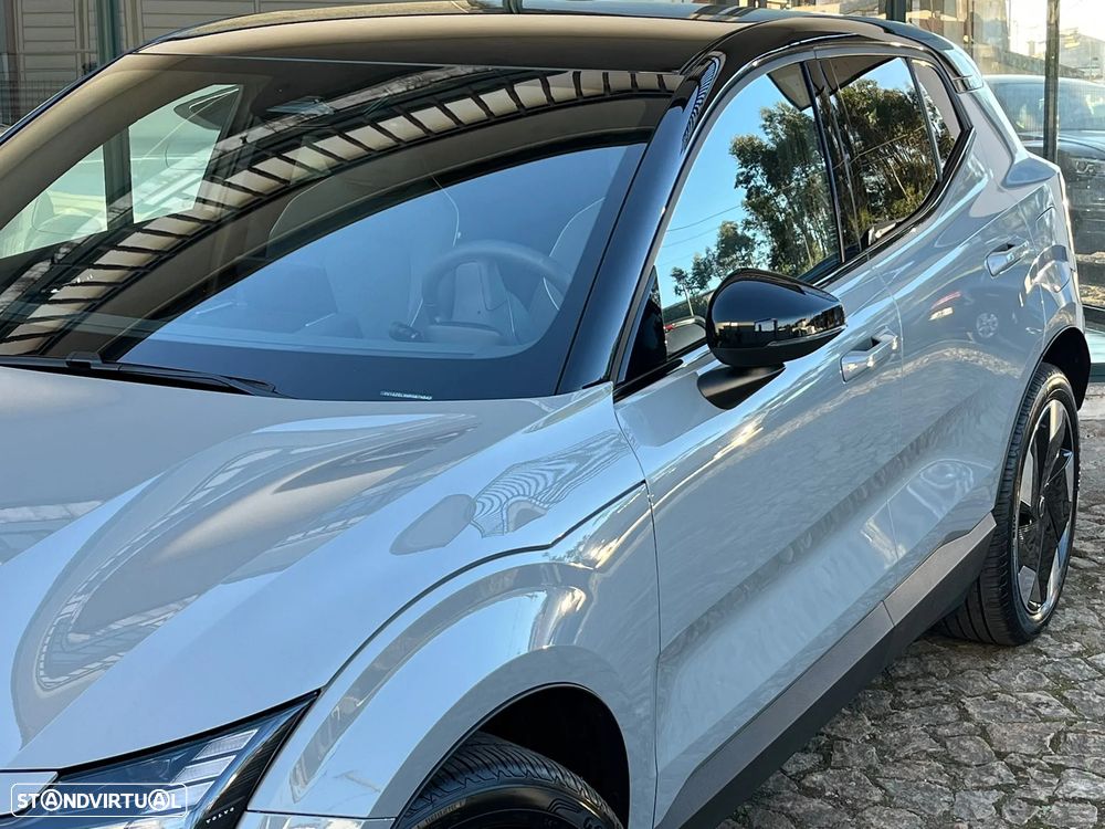 Volvo EX30 69 kWh Single Motor Extended Range Plus - 7