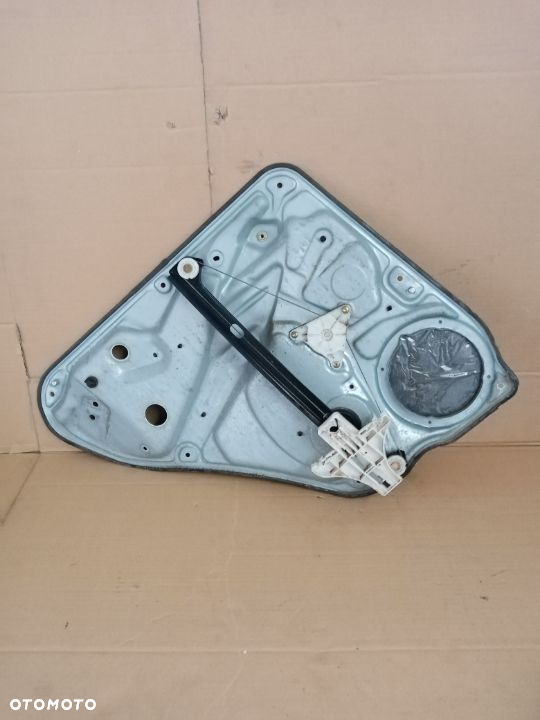 MECHANIZM SZYBY SILNICZEK PRAWY TYL VW PASSAT B5 3b9839752bc - 3