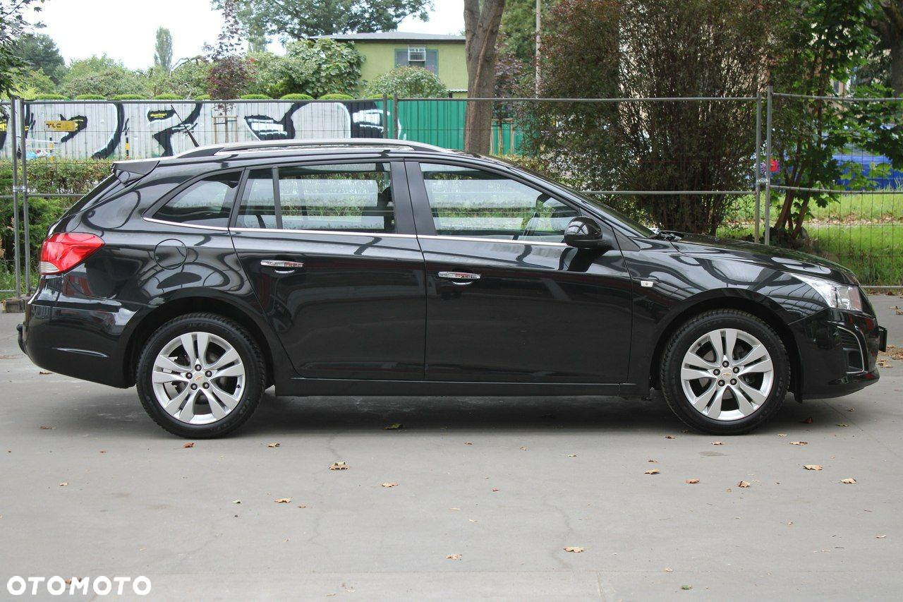 Chevrolet Cruze Station Wagon 1.4T LTZ+ - 39