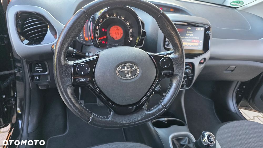 Toyota Aygo x-play club - 19