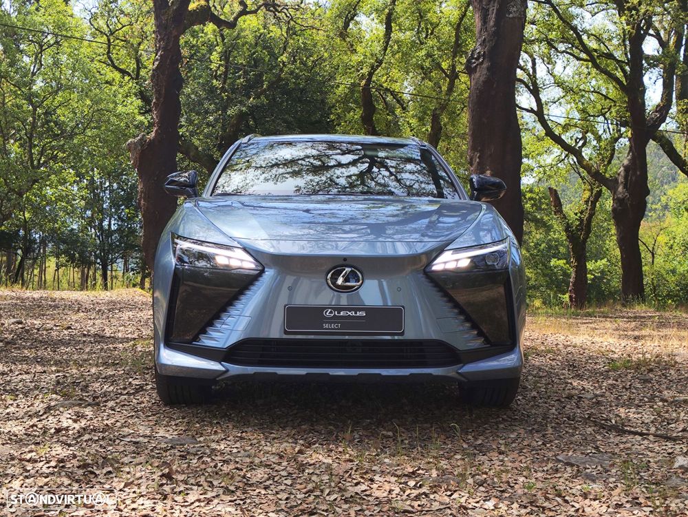 Lexus RZ 300e Premium - 3
