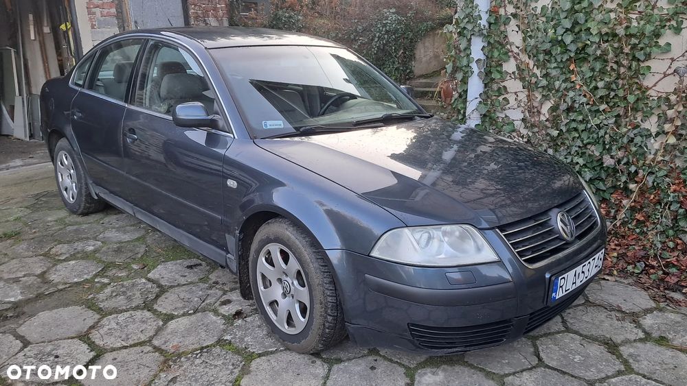 Volkswagen Passat 1.8T - 1