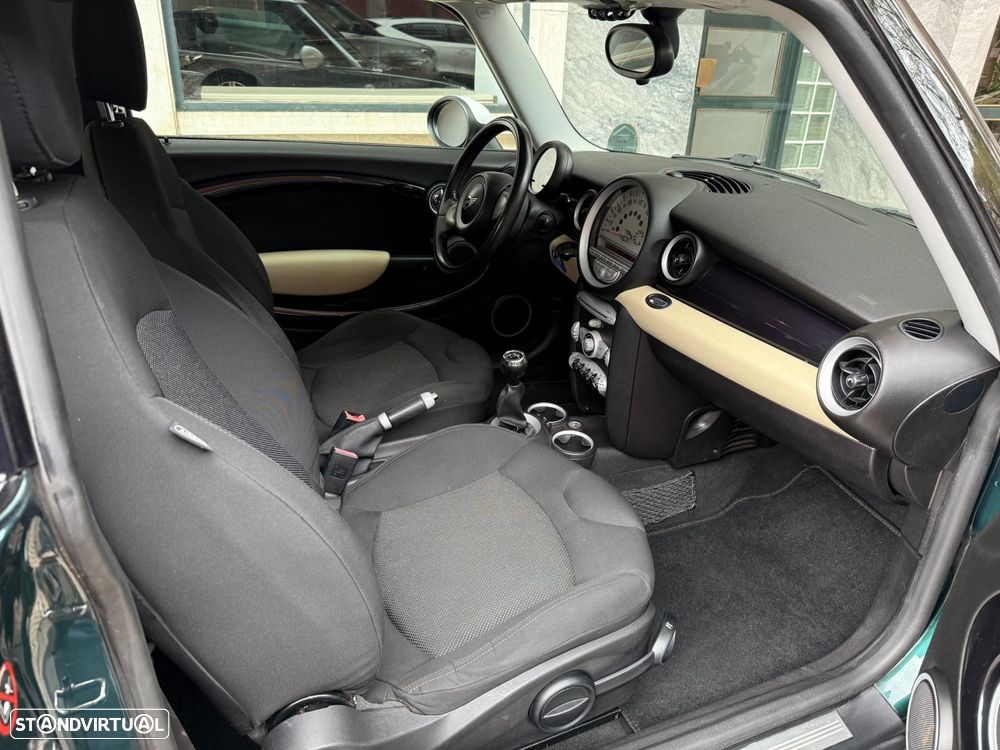 MINI 3 Portas Cooper - 11