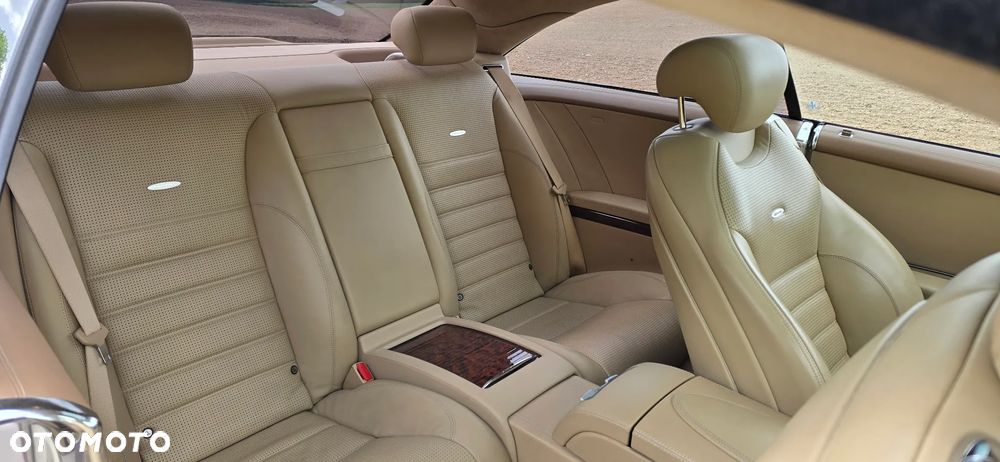 Mercedes-Benz CL 500 4Matic (BlueEFFICIENCY) 7G-TRONIC Grand Edition - 10