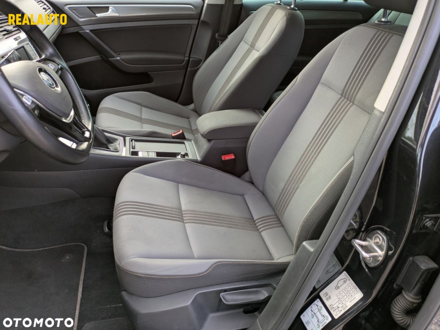 Volkswagen Golf - 7