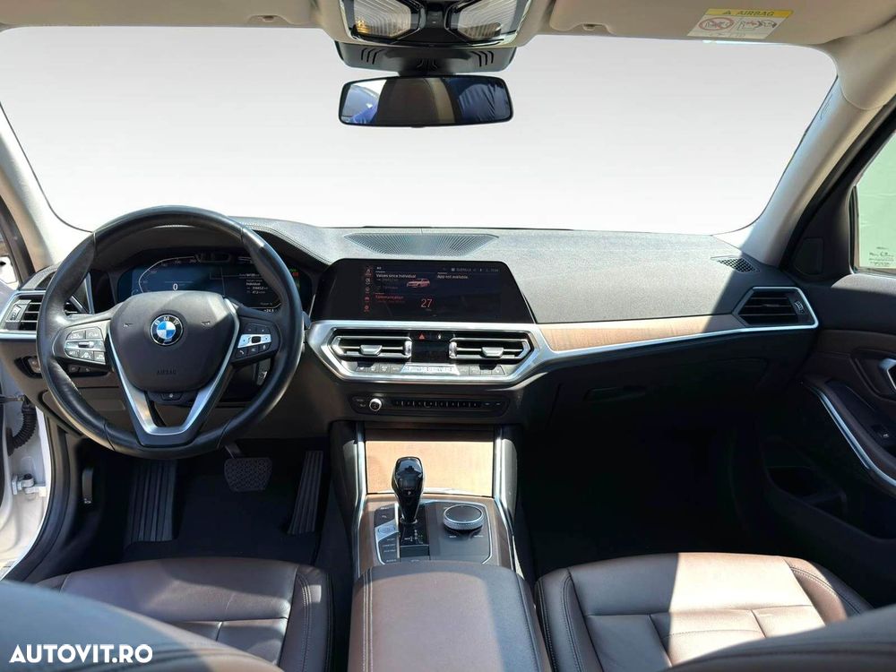 BMW Seria 3 320d xDrive AT MHEV - 4