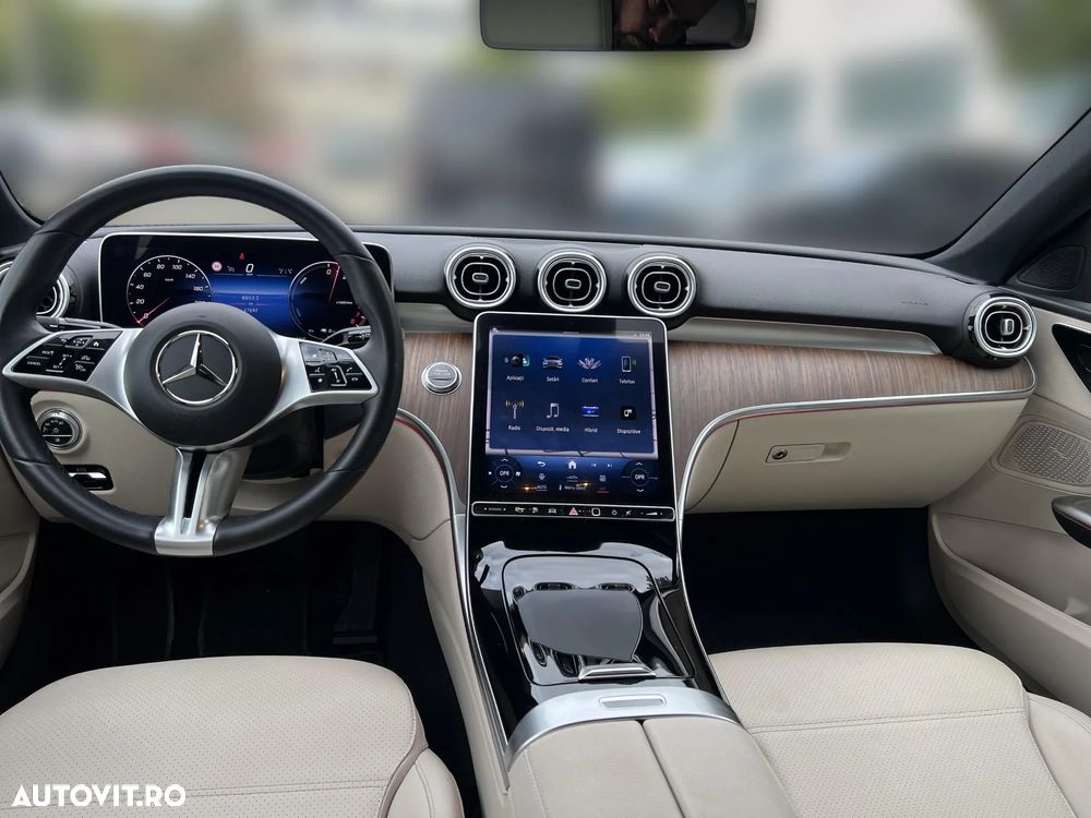 Mercedes-Benz C 300 PHEV 4MATIC - 11