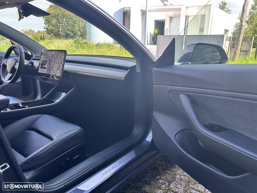 Tesla Model 3 Long Range AWD Dual Motor - 22