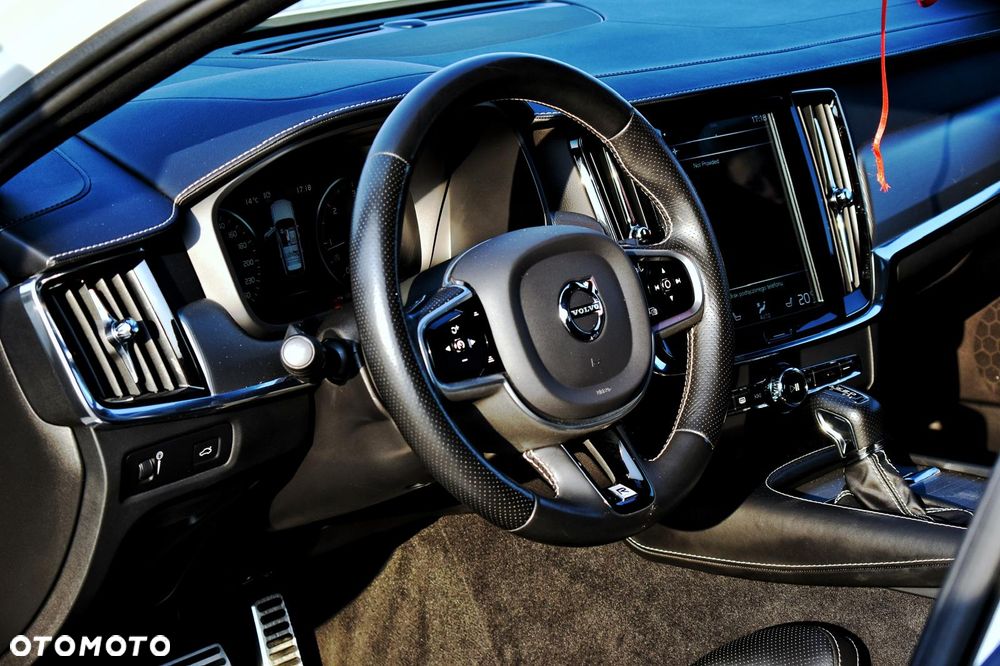 Volvo V90 D4 Geartronic R Design - 8