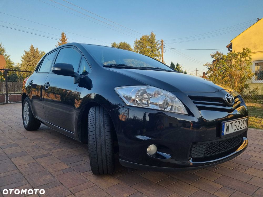 Toyota Auris - 4