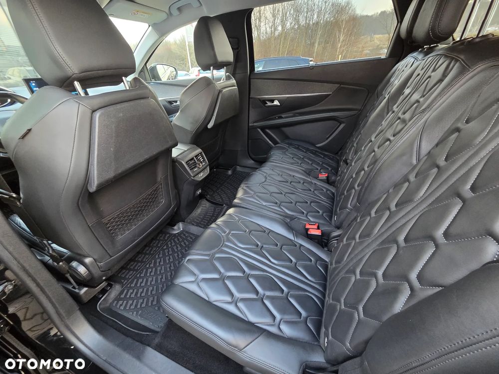 Peugeot 5008 1.5 BlueHDI Allure S&S EAT8 - 25