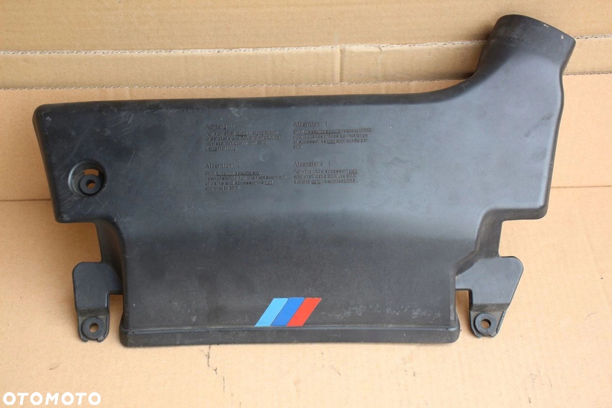 Wlot powietrza kanał BMW e46 m54 7501988 - 1