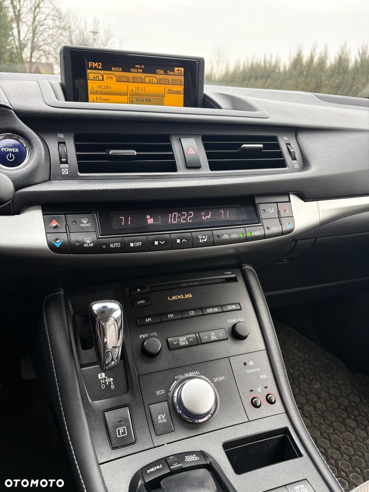 Lexus CT 200h F Sport - 6