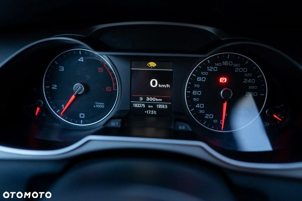 Audi A4 Avant - 10
