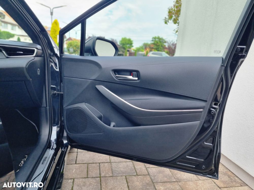 Toyota Corolla 1.8 Hybrid Comfort - 16