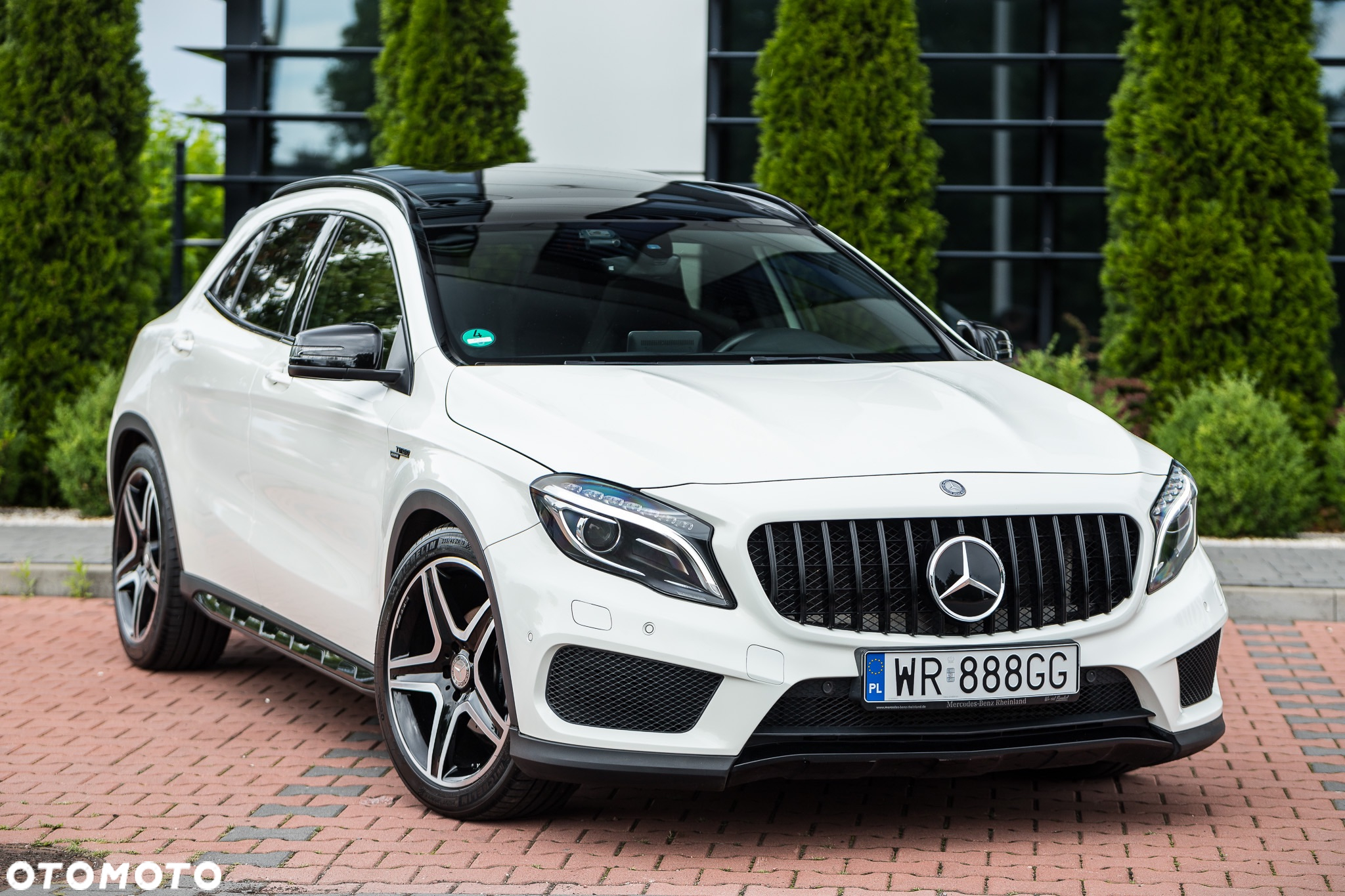 Mercedes-Benz GLA 200 7G-DCT AMG Line - 2