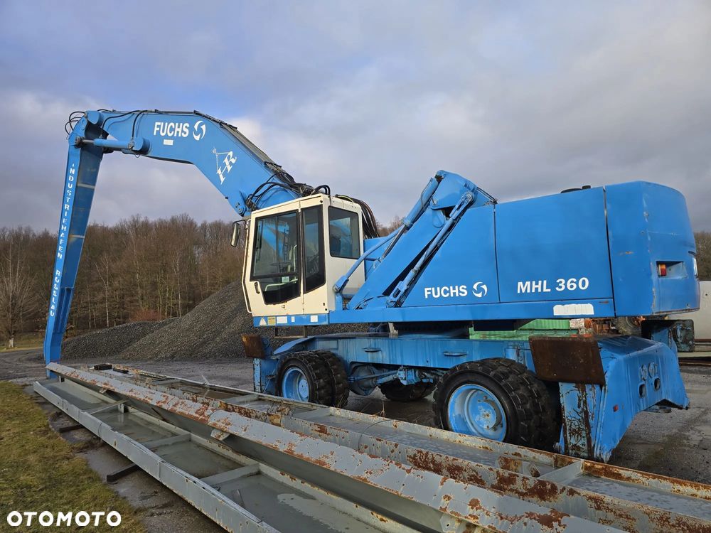 Fuchs MHL 360 - 8
