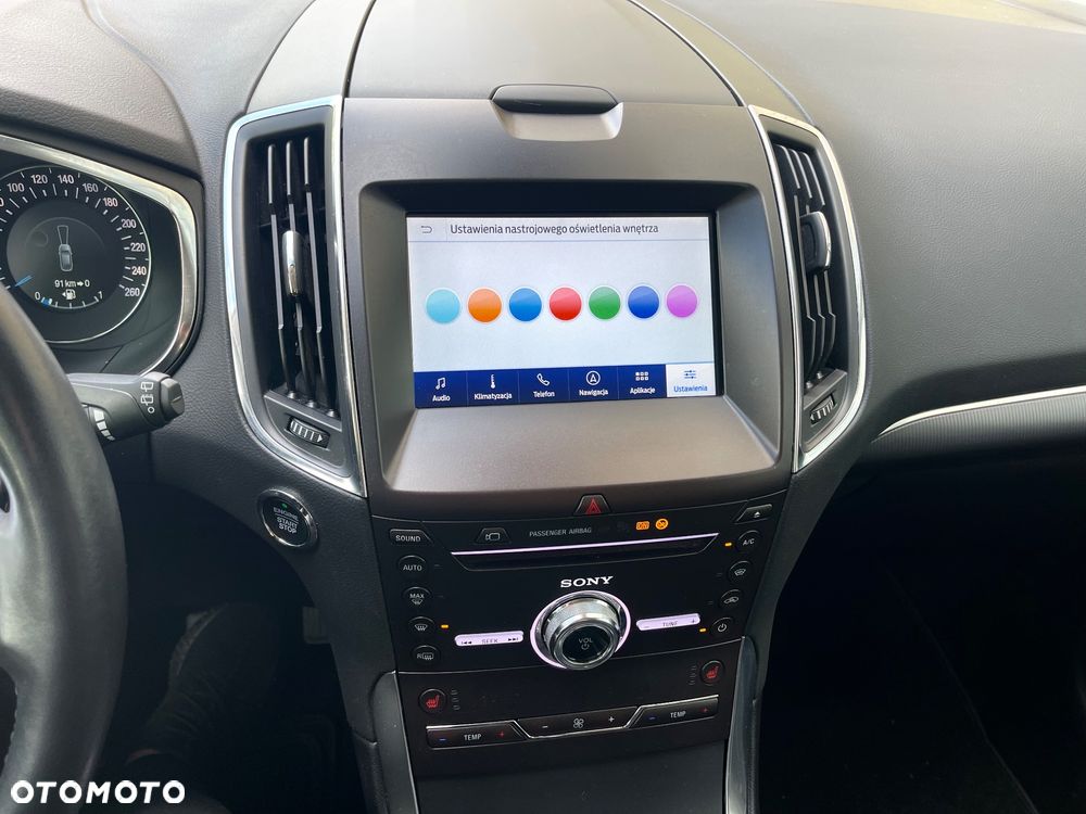 Ford S-Max - 37