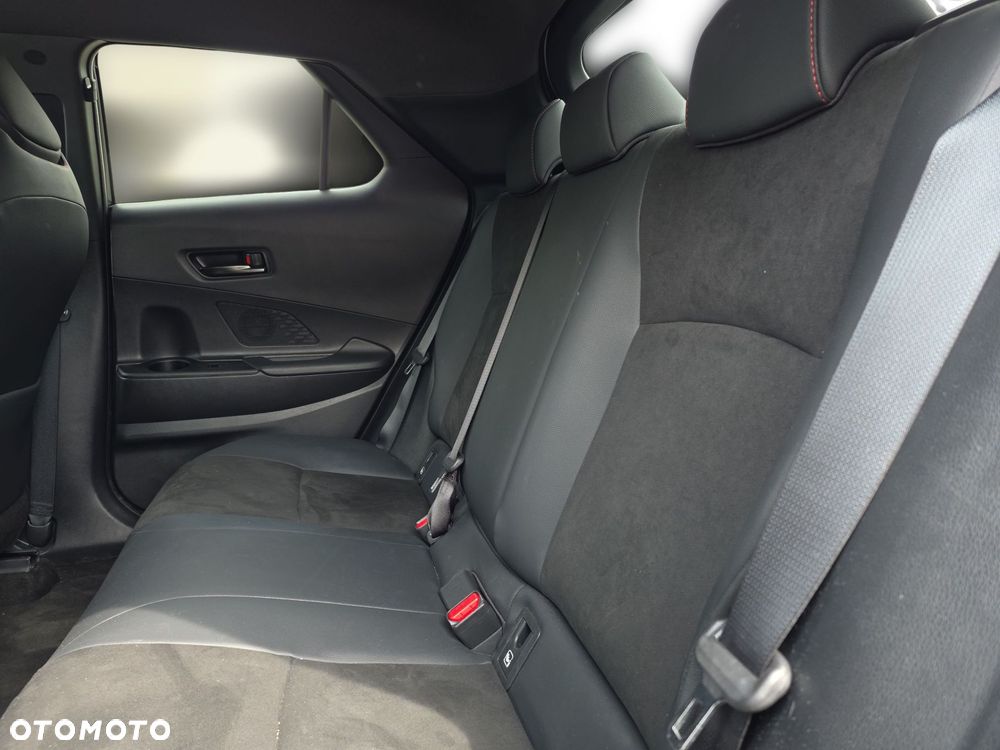 Toyota C-HR - 14