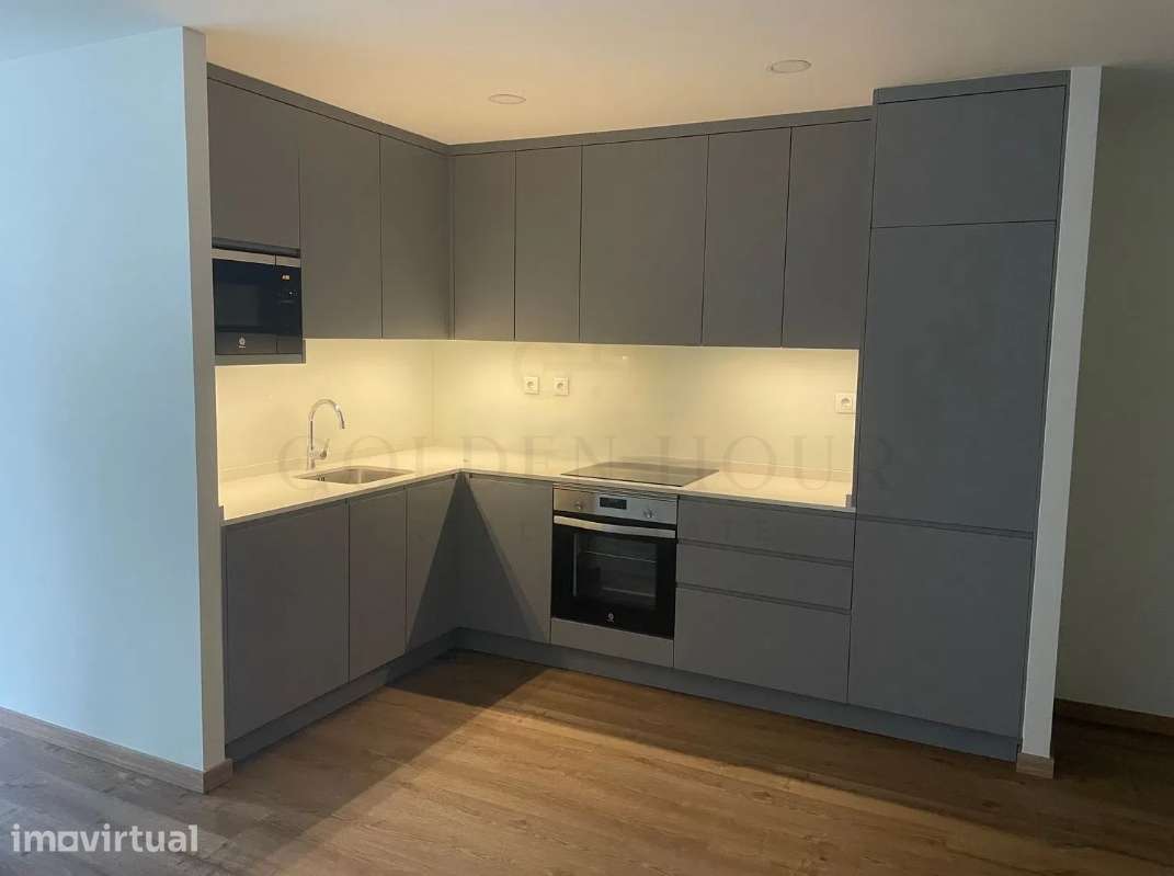 T2 Duplex Moderno na Baixa do Porto - Grande imagem: 2/24