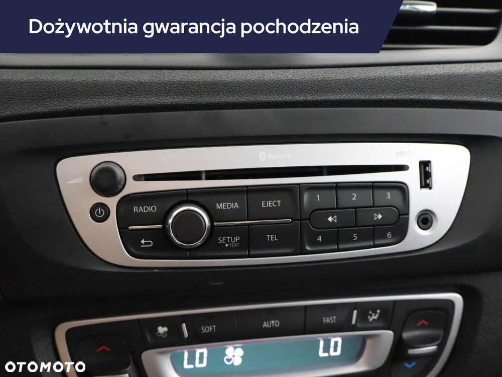 Renault Grand Scenic - 21
