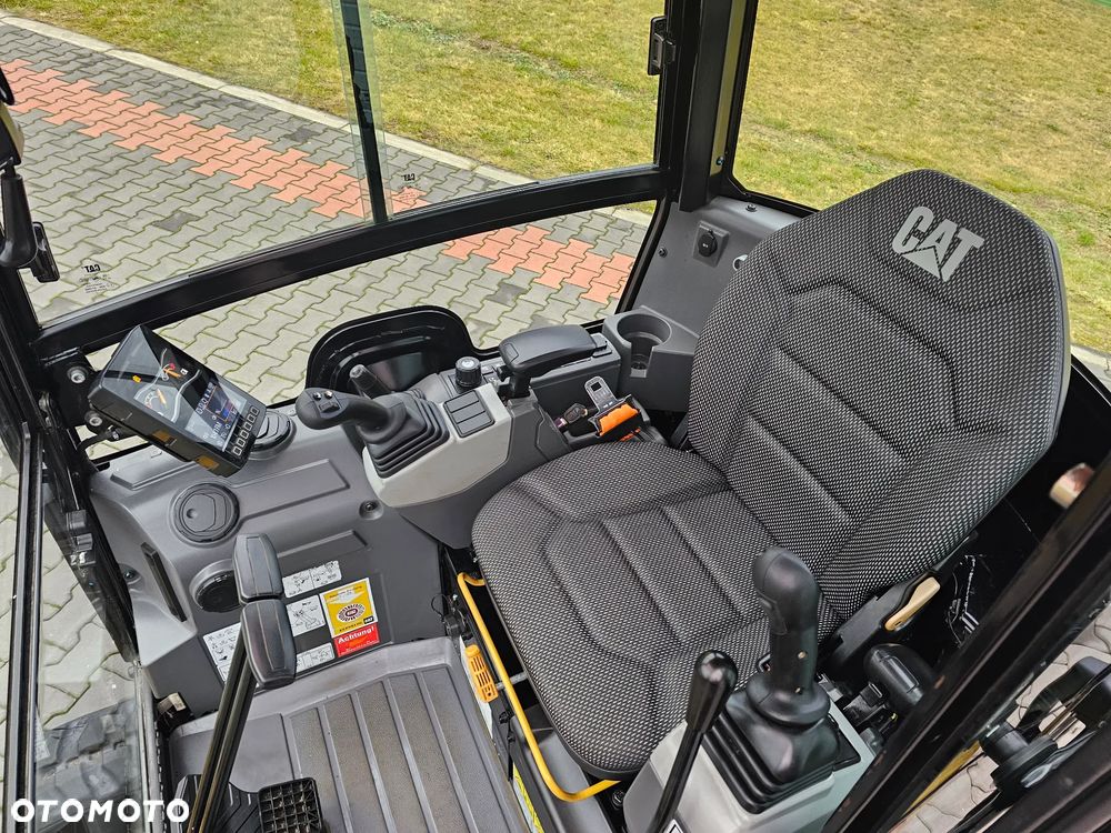 Caterpillar 301.8 05A - 24