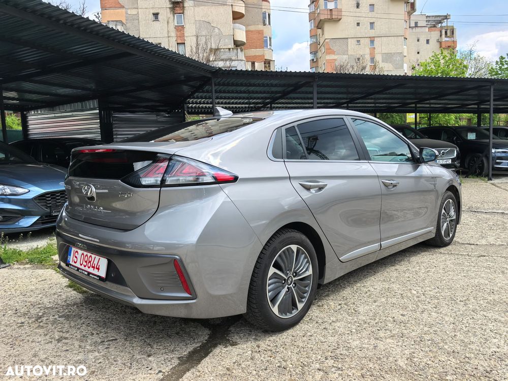 Hyundai IONIQ 1.6 GDI Premium - 5