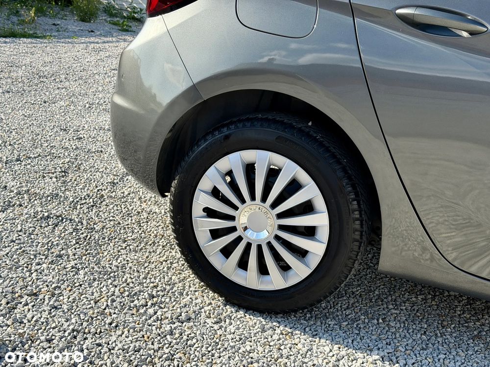 Opel Astra 1.4 T 120 Lat S&S - 26