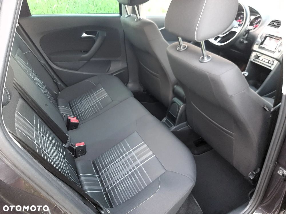 Volkswagen Golf - 18