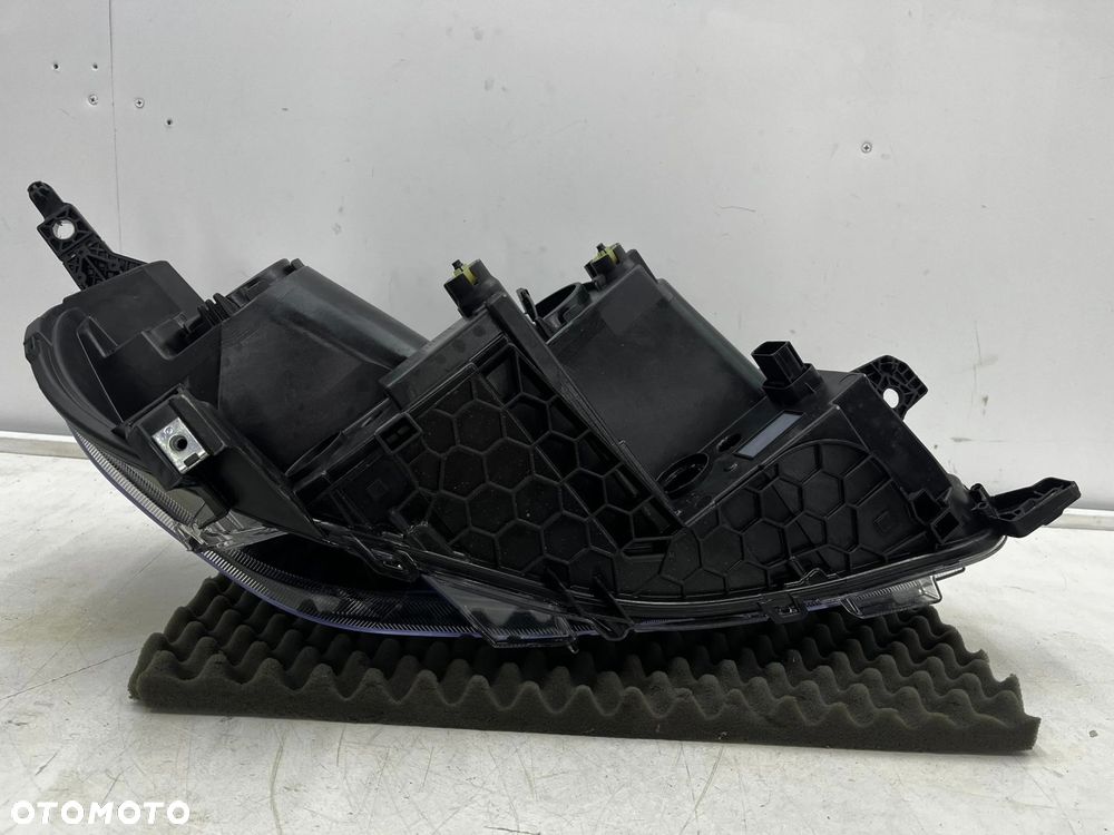 Lampa reflektor Toyota ProAce Expert Jumpy Scudo Ulysse Vivaro C Life 23r.- LIFT EU lewa przednia Eu - 18