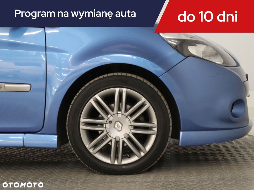Renault Clio - 17