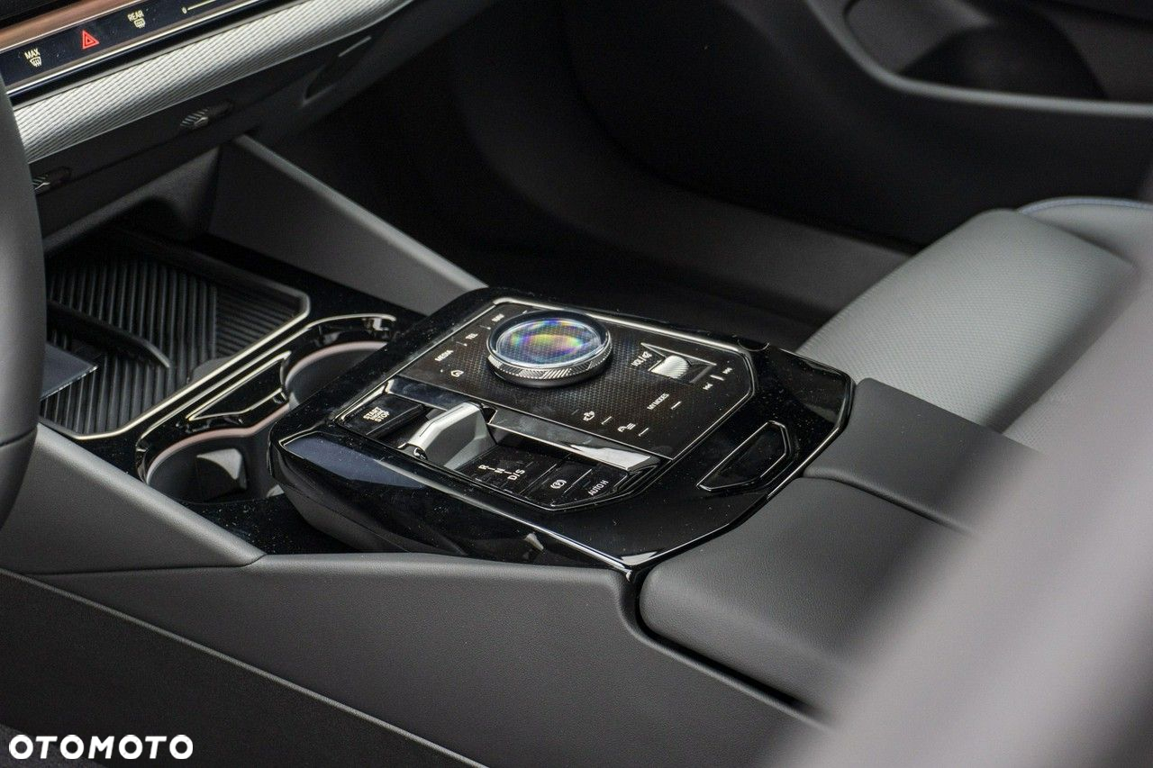 BMW Seria 5 - 17