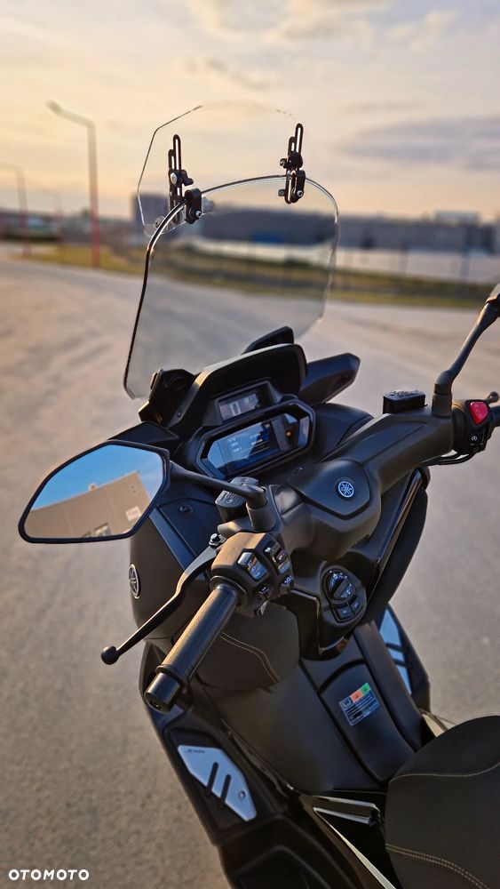 Yamaha X-max - 9