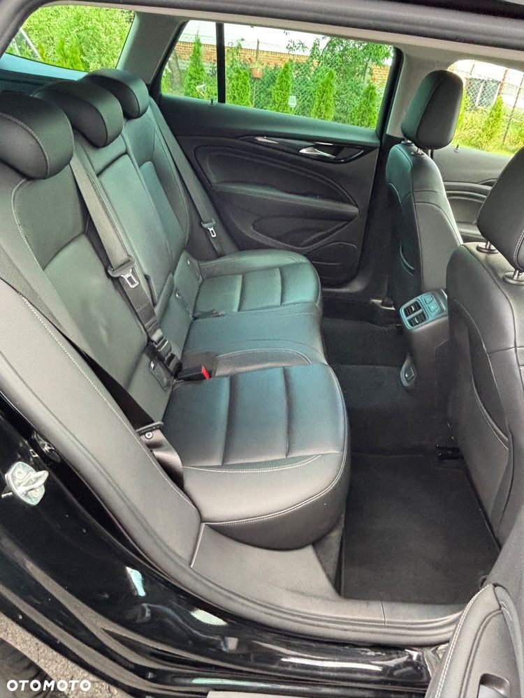 Opel Insignia 2.0 BiTurbo D 4x4 Automatik Business Innovation - 17