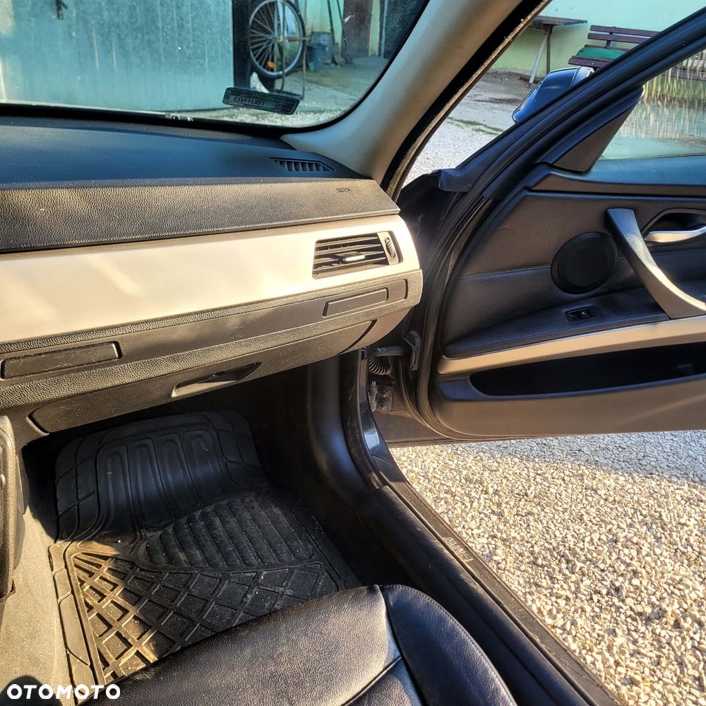 BMW Seria 3 - 14