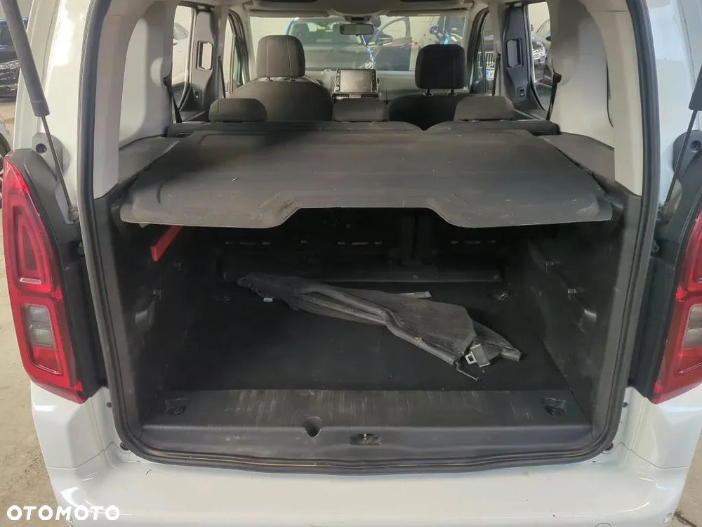 Toyota Proace City - 18