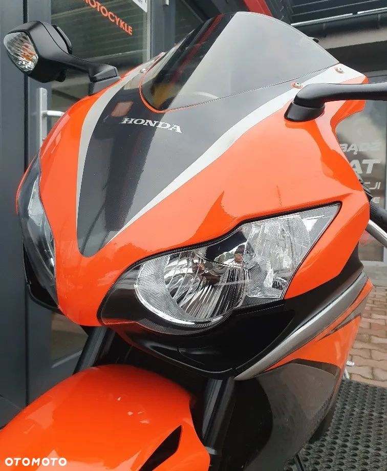 Honda CBR - 11