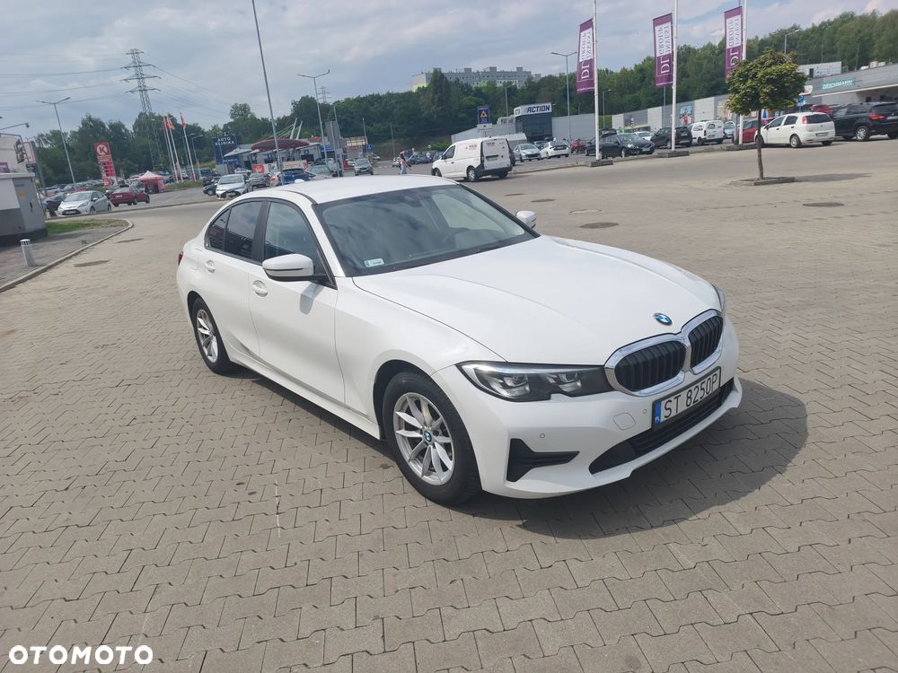 BMW Seria 3 318d - 10