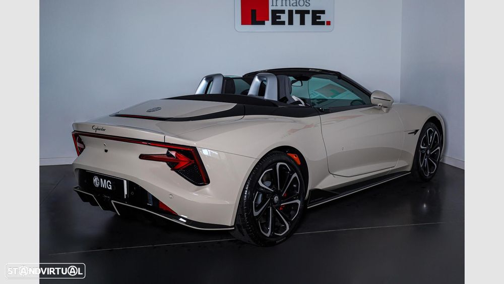 MG Cyberster 77 kWh GT - 23