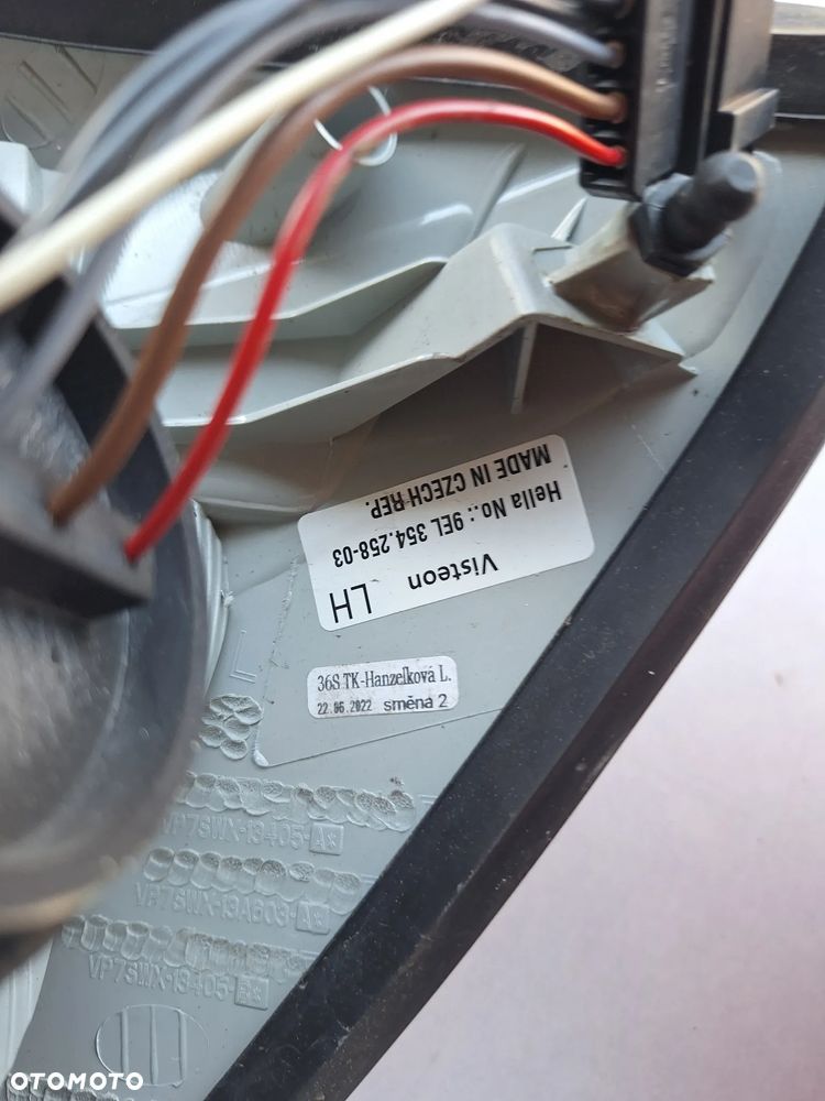 LAMPA LEWY TYŁ -SKODA FABIA II  2008r HATCHBACK/ EUROPA - 3