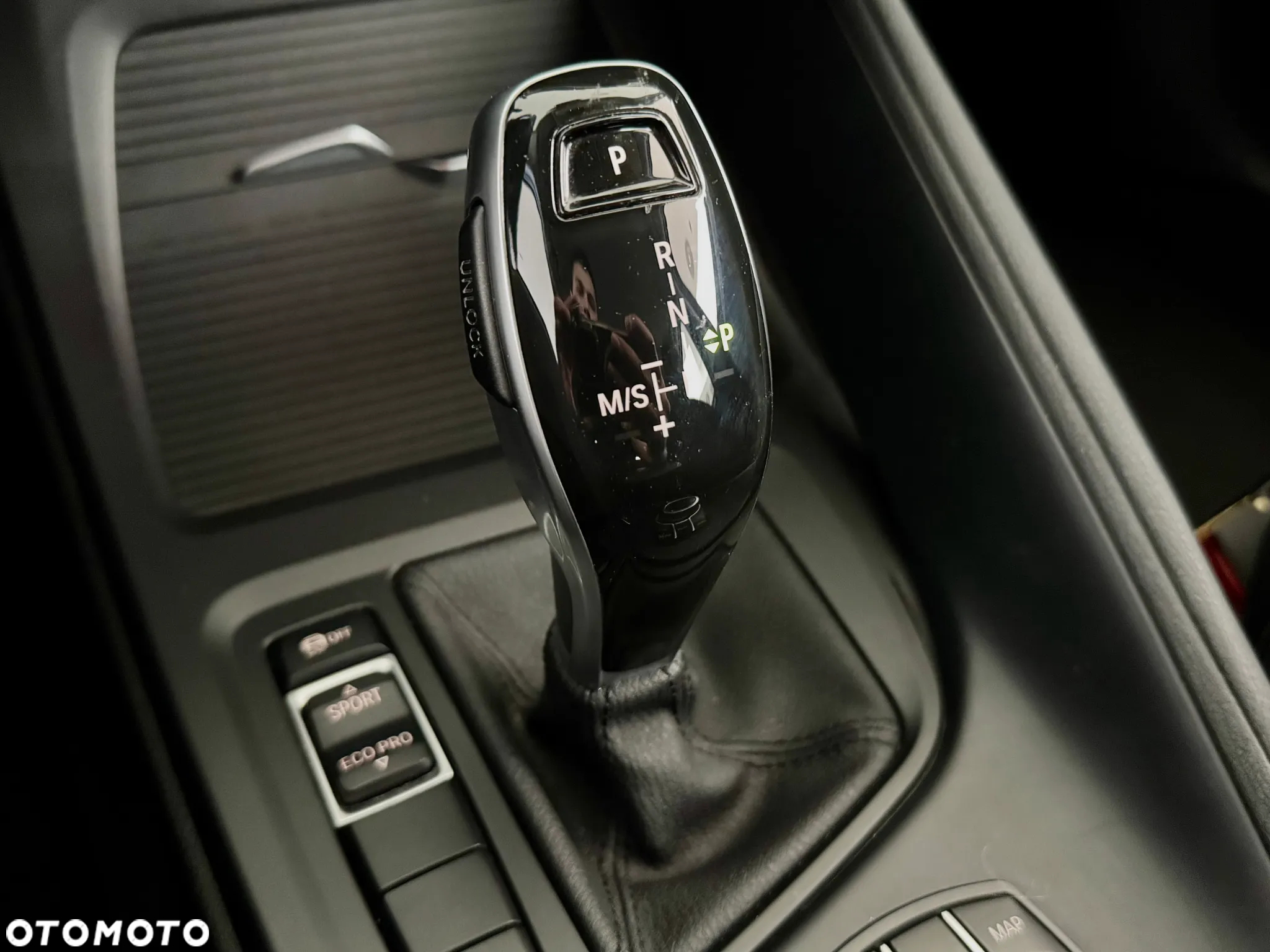 BMW X1 sDrive18i - 8