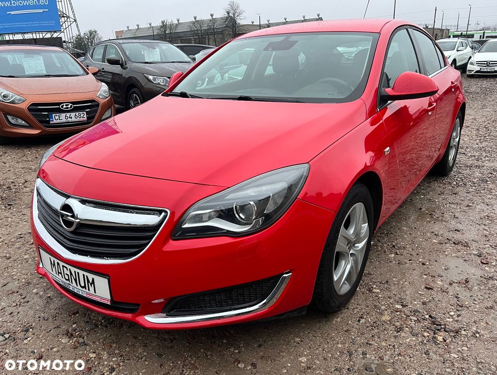 Opel Insignia - 1