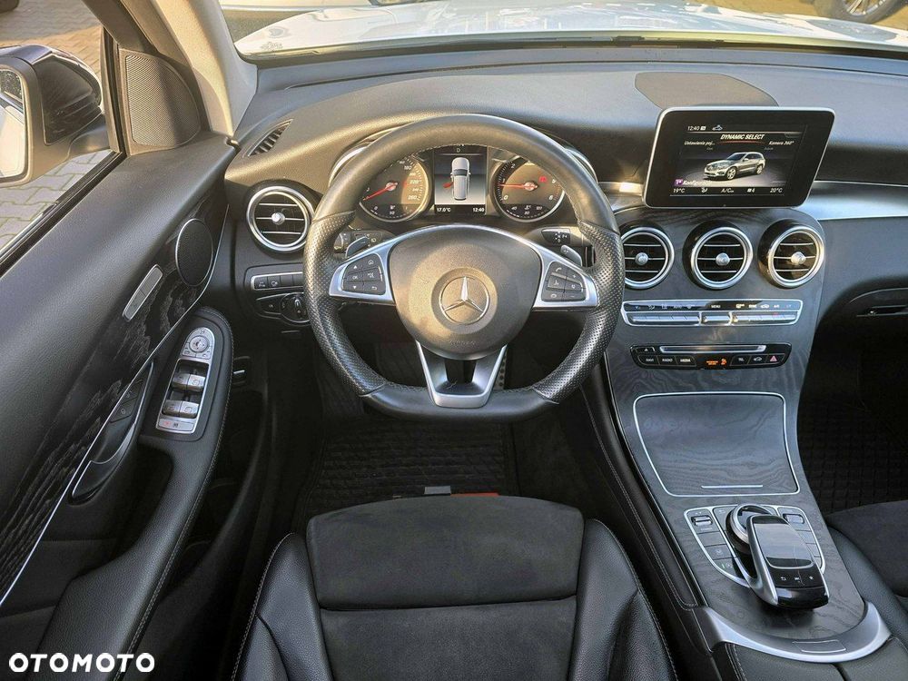 Mercedes-Benz GLC - 28