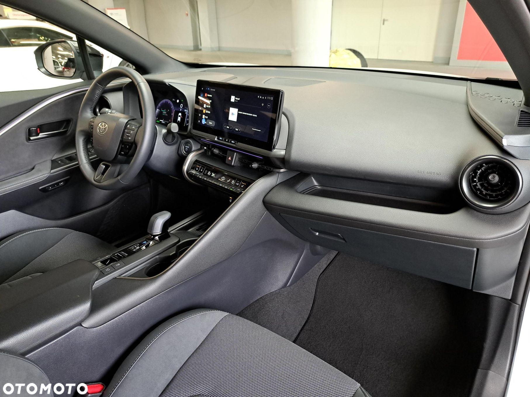 Toyota C-HR - 16