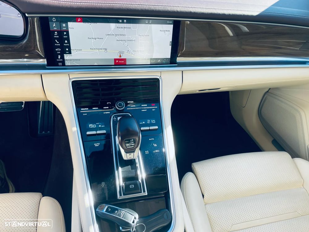 Porsche Panamera 4 E-Hybrid Platinum Edition - 20