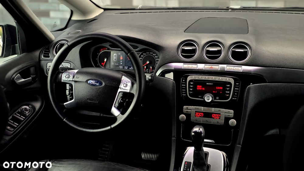 Ford S-Max 2.0 TDCi Titanium - 15