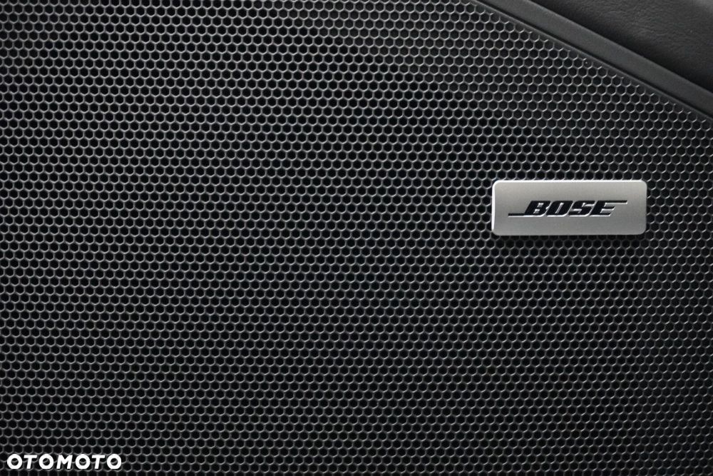 Porsche Cayenne S - 30